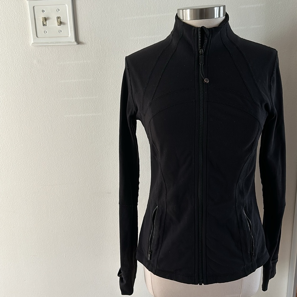 Define Jacket Luon